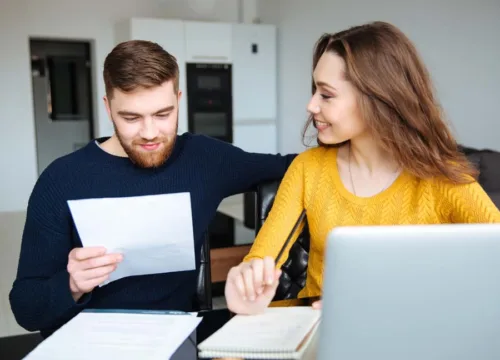 Hulp nodig bij je schulden? Deze partijen helpen je gratis op weg