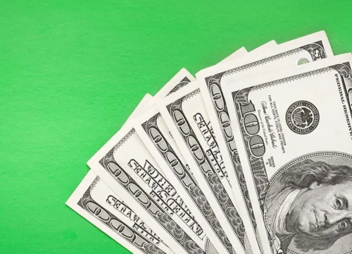 Dit jaar wil je extra geld verdienen (en dit is waarom je juist NU zou moeten starten)