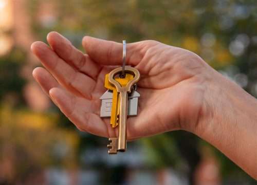 Geld verdienen met vakantiehuisjes zonder er een te kopen